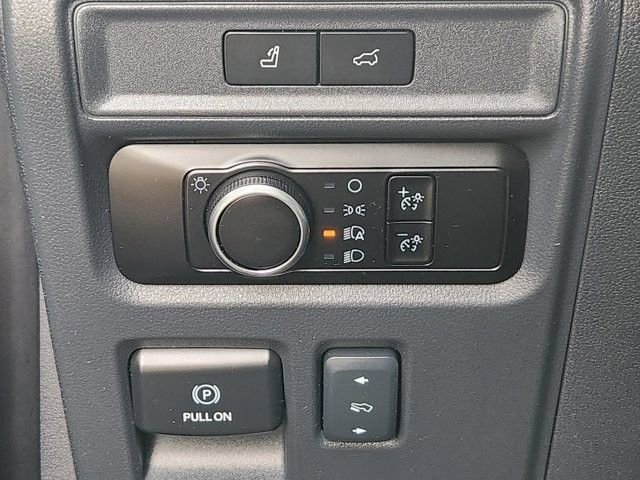 Certified 2024 Ford Expedition XLT image 20