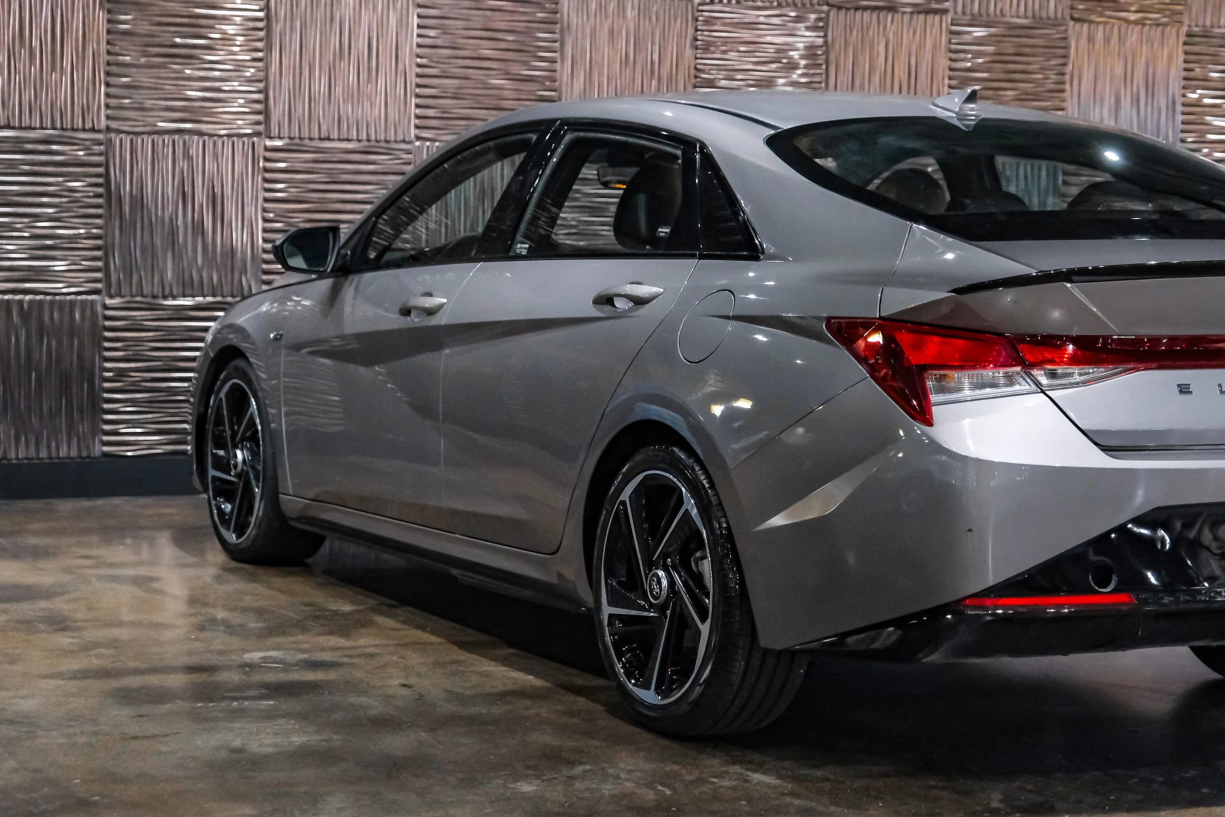Used 2022 Hyundai Elantra N Line image 13
