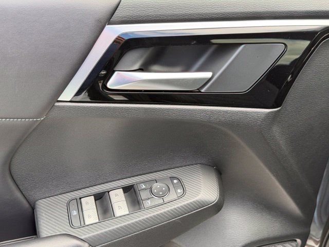 New 2026 Mitsubishi Outlander LE FWD image 20