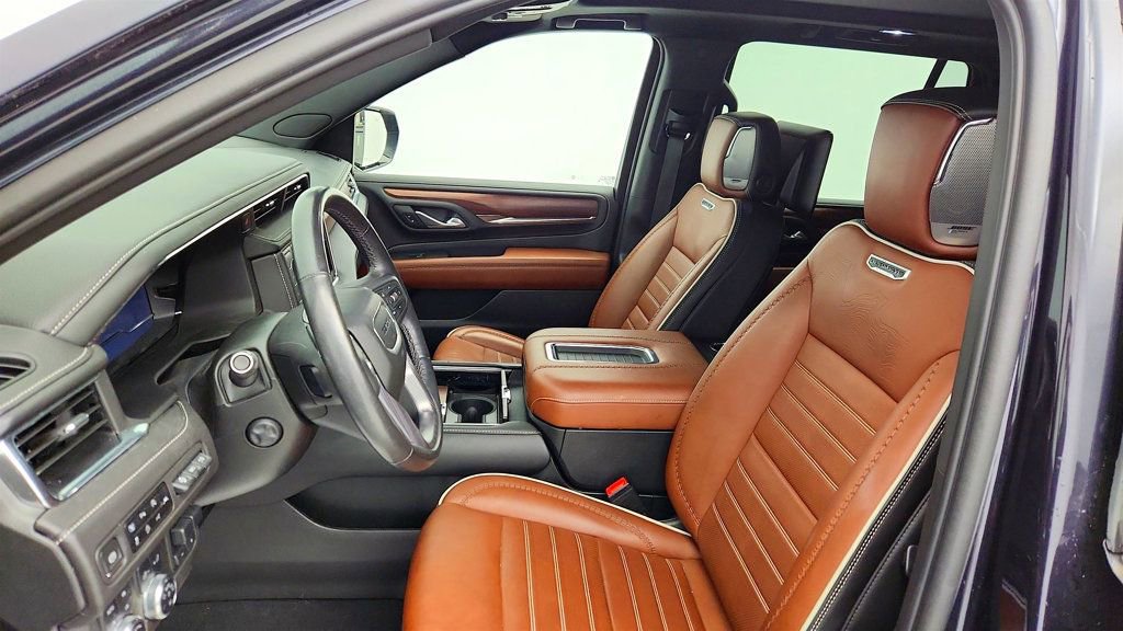Used 2023 GMC Yukon Denali Ultimate image 20