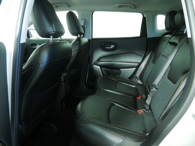 Used 2020 Jeep Compass Limited w/ Safety & Security Group AWD/4WD image 17