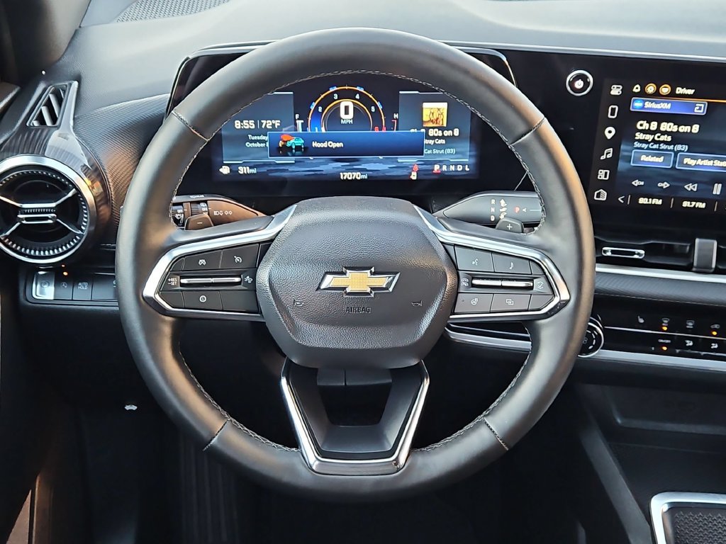 Used 2026 Chevrolet Equinox LT FWD image 23