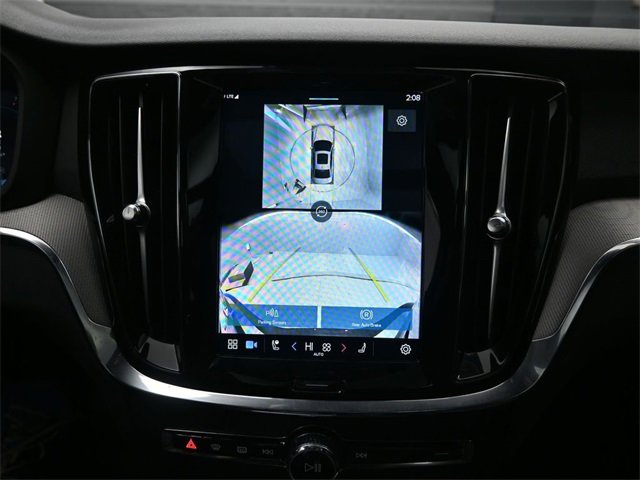 Used 2024 Volvo S60 B5 Plus image 12