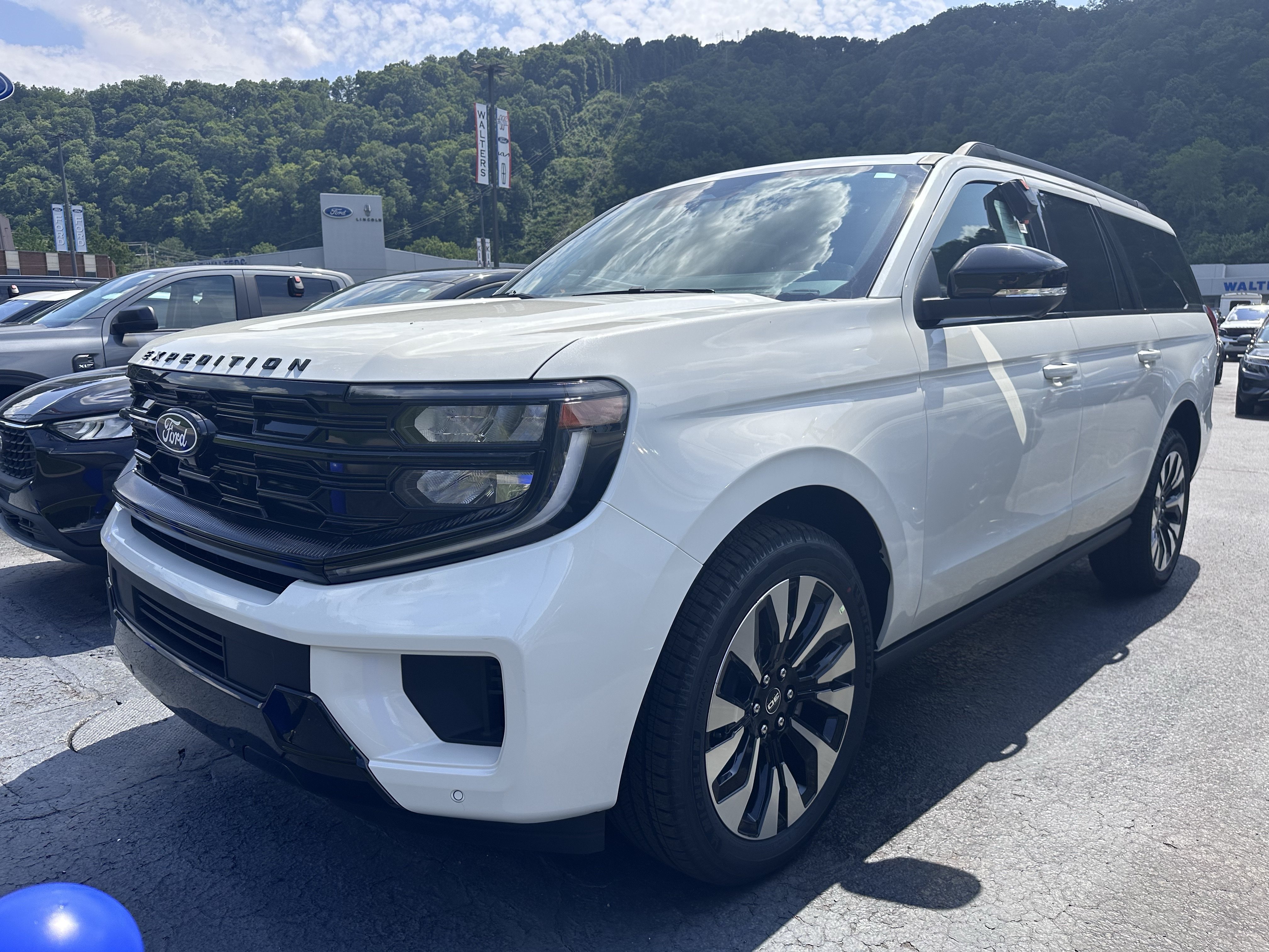 New 2027 Ford Expedition Max Platinum AWD/4WD image 6