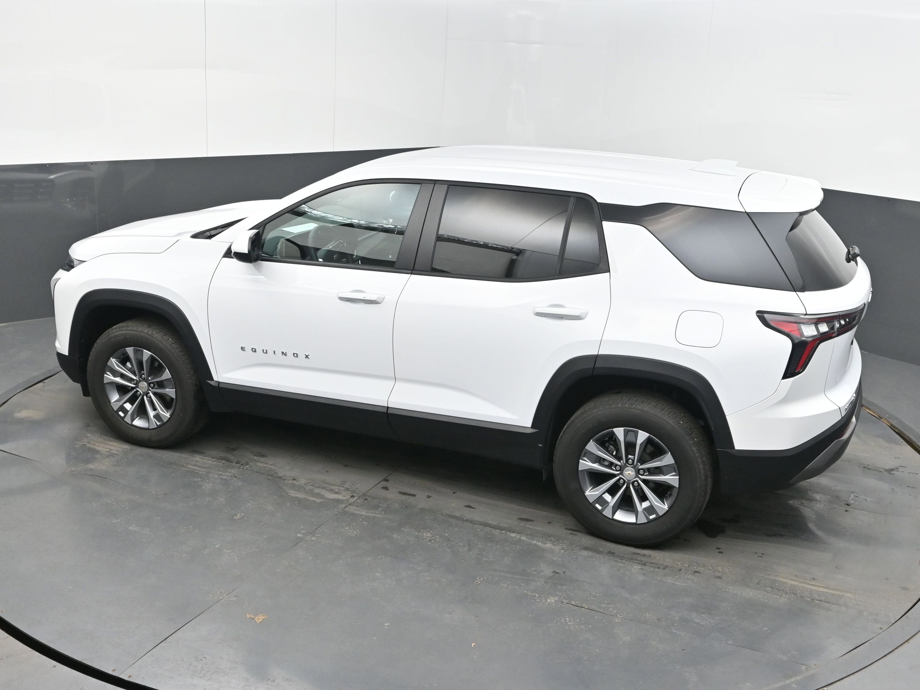 Certified 2025 Chevrolet Equinox LT image 35