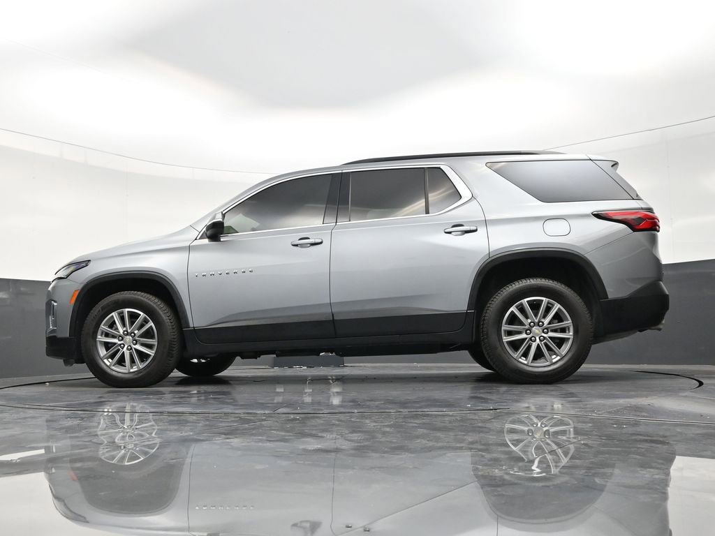 Used 2023 Chevrolet Traverse LT FWD image 22