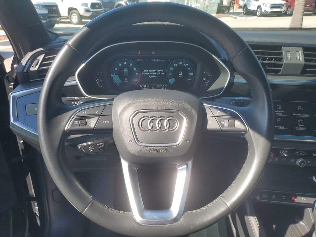 Used 2023 Audi Q3 2.0T Premium Plus w/ Premium Plus Package image 25