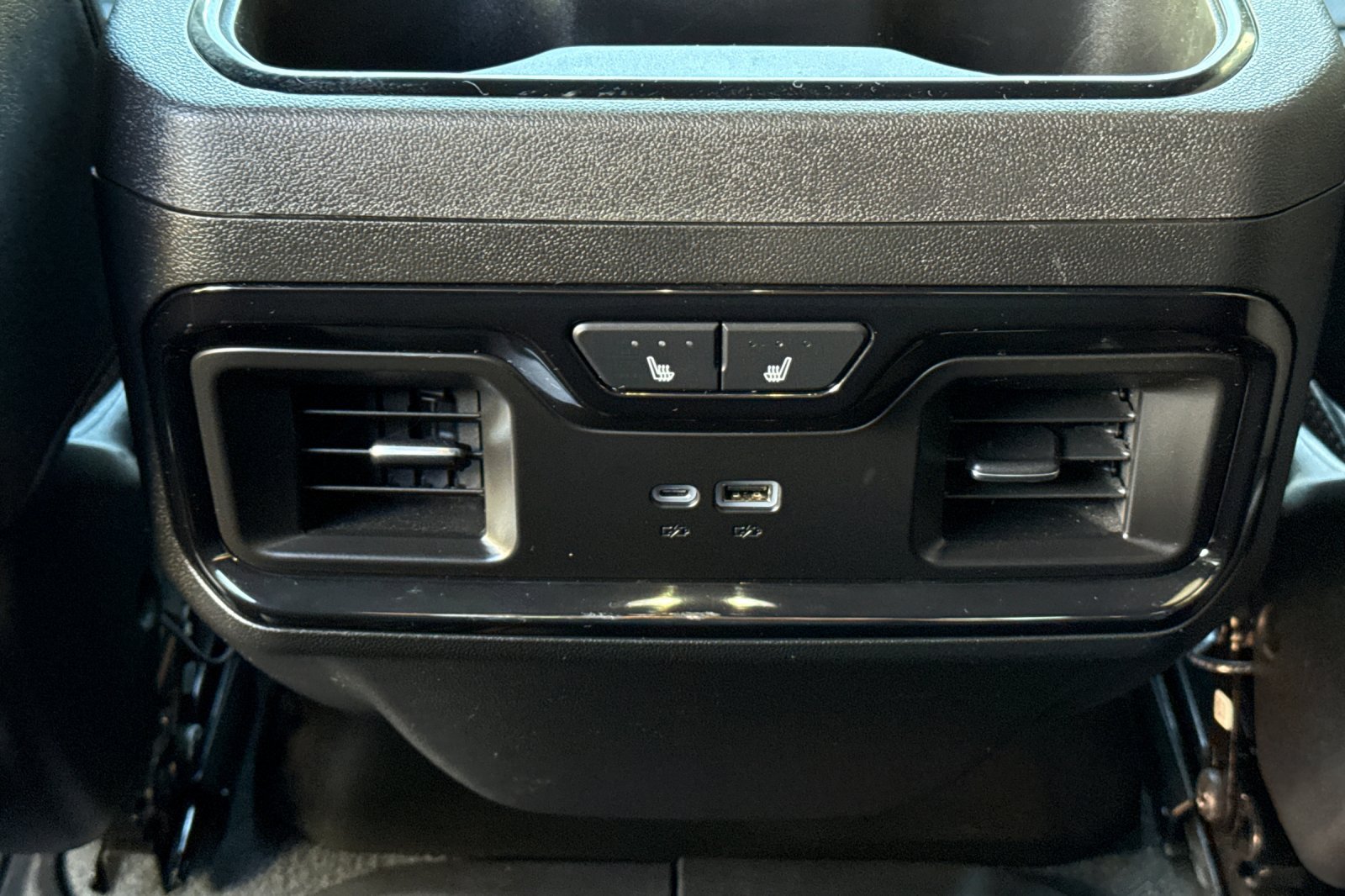 Used 2025 GMC Sierra 1500 AT4 AWD/4WD image 16