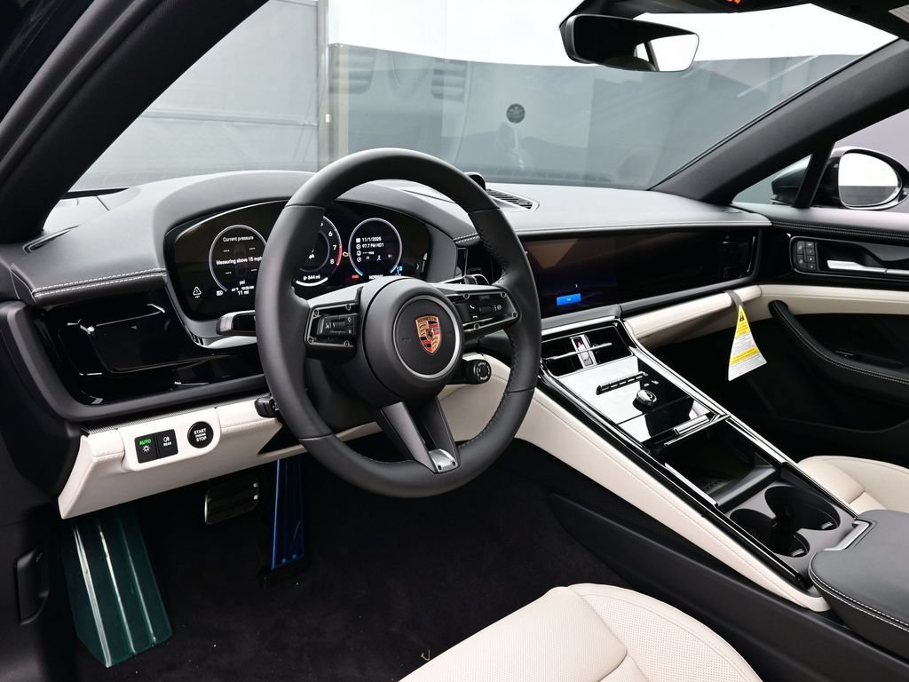 Certified 2026 Porsche Panamera 4 AWD/4WD image 4