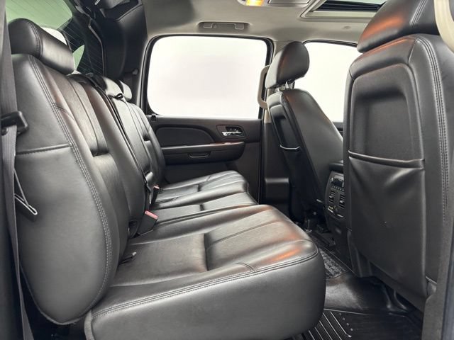 Used 2012 Chevrolet Avalanche LT AWD/4WD image 33