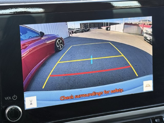 Used 2025 Toyota Camry LE FWD image 18