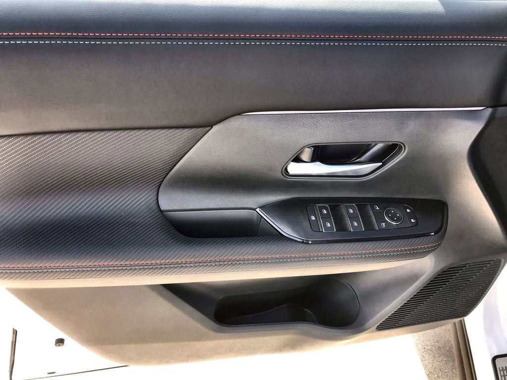 New 2026 Nissan Kicks SR w/ SR Premium Package image 13