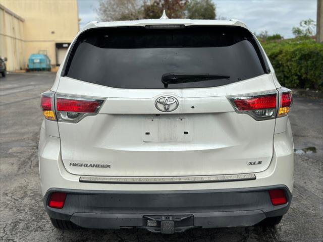 Used 2015 Toyota Highlander XLE image 8