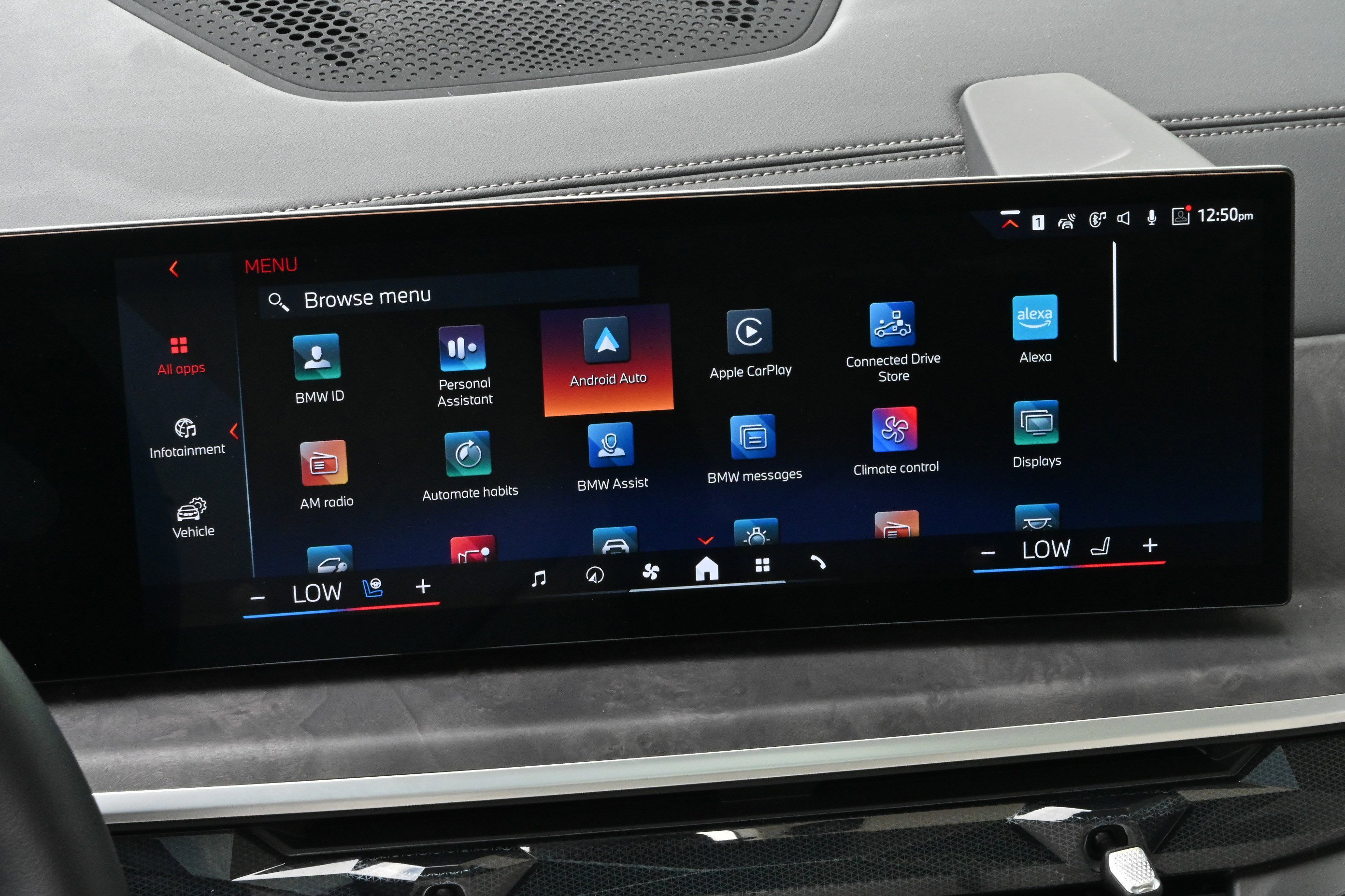 Certified 2025 BMW X7 xDrive40i w/ Executive Package image 34