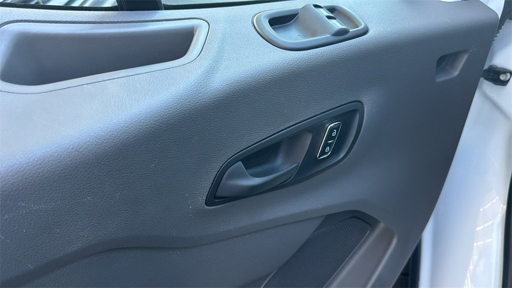 Certified 2024 Ford Transit 250 148 High Roof Extended image 18
