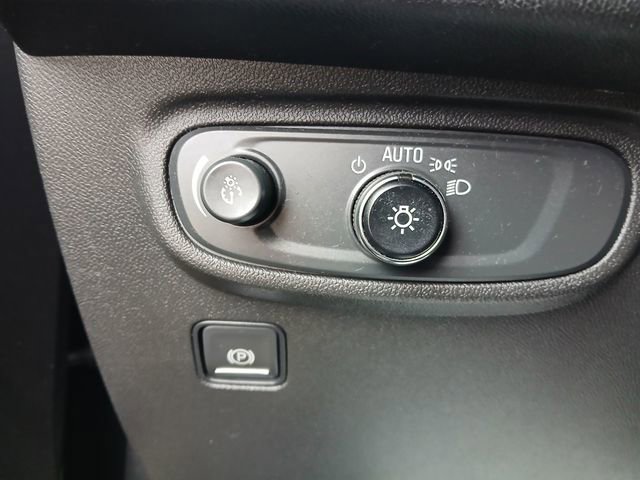 Certified 2021 GMC Terrain SLE w/ Driver Convenience Package image 37