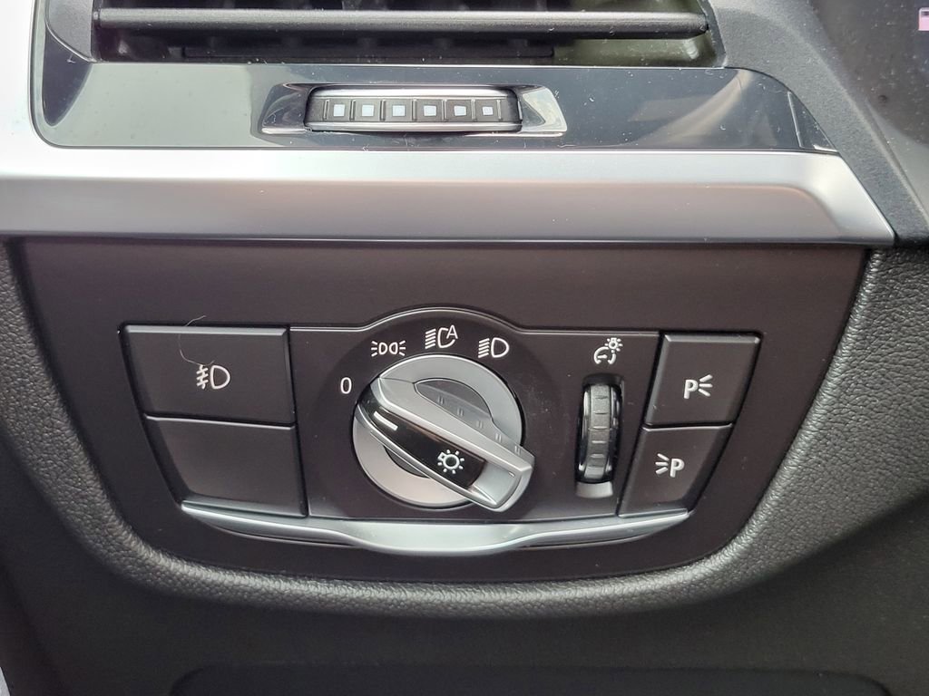 Used 2020 BMW X3 sDrive30i w/ Driving Assistance Package image 29