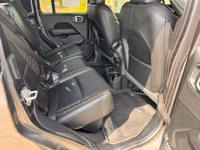Used 2021 Jeep Gladiator Overland AWD/4WD image 12