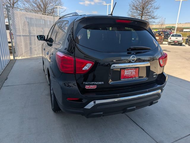 Used 2018 Nissan Pathfinder SL image 22