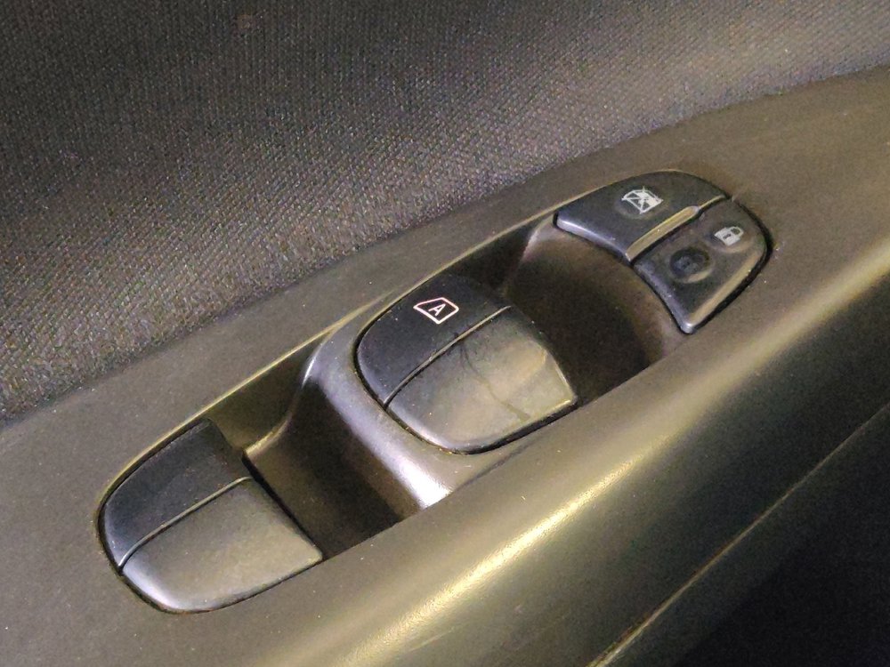 Used 2019 Nissan Sentra S image 27