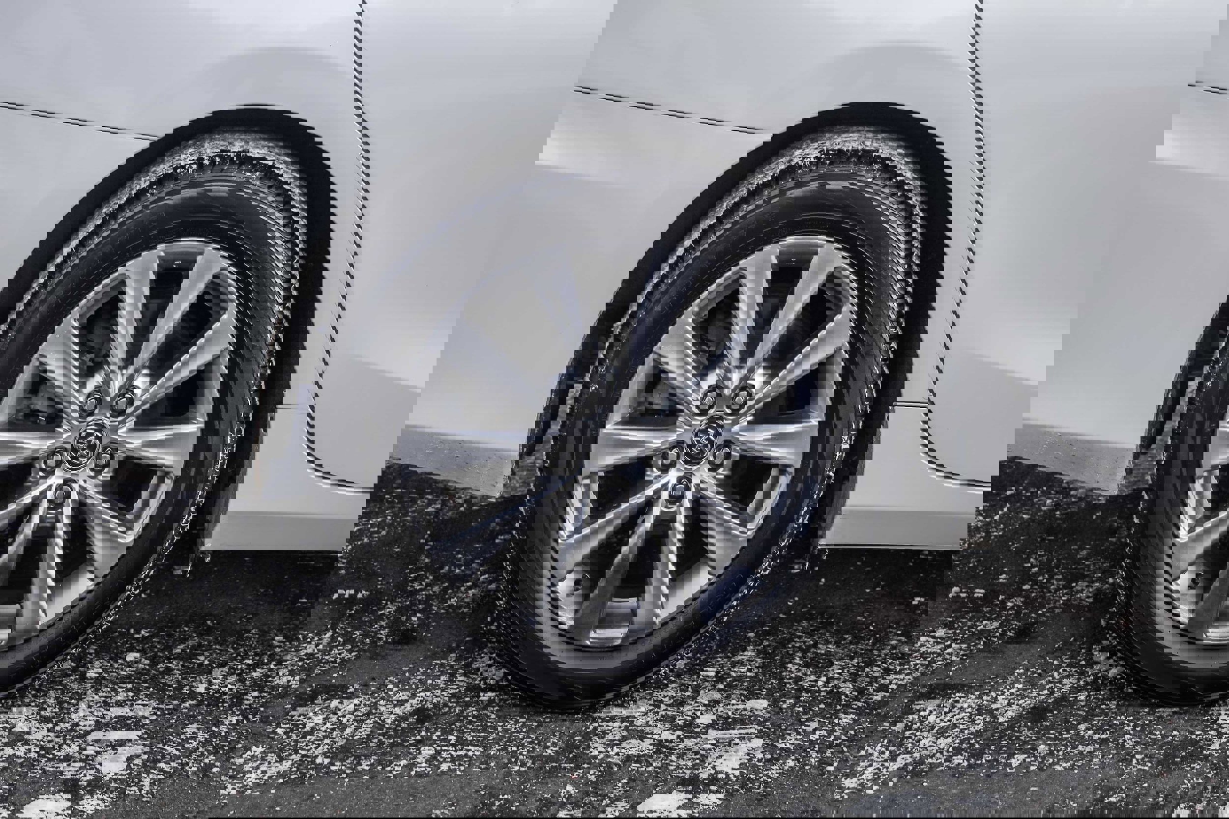 Used 2016 Toyota Camry XLE image 6