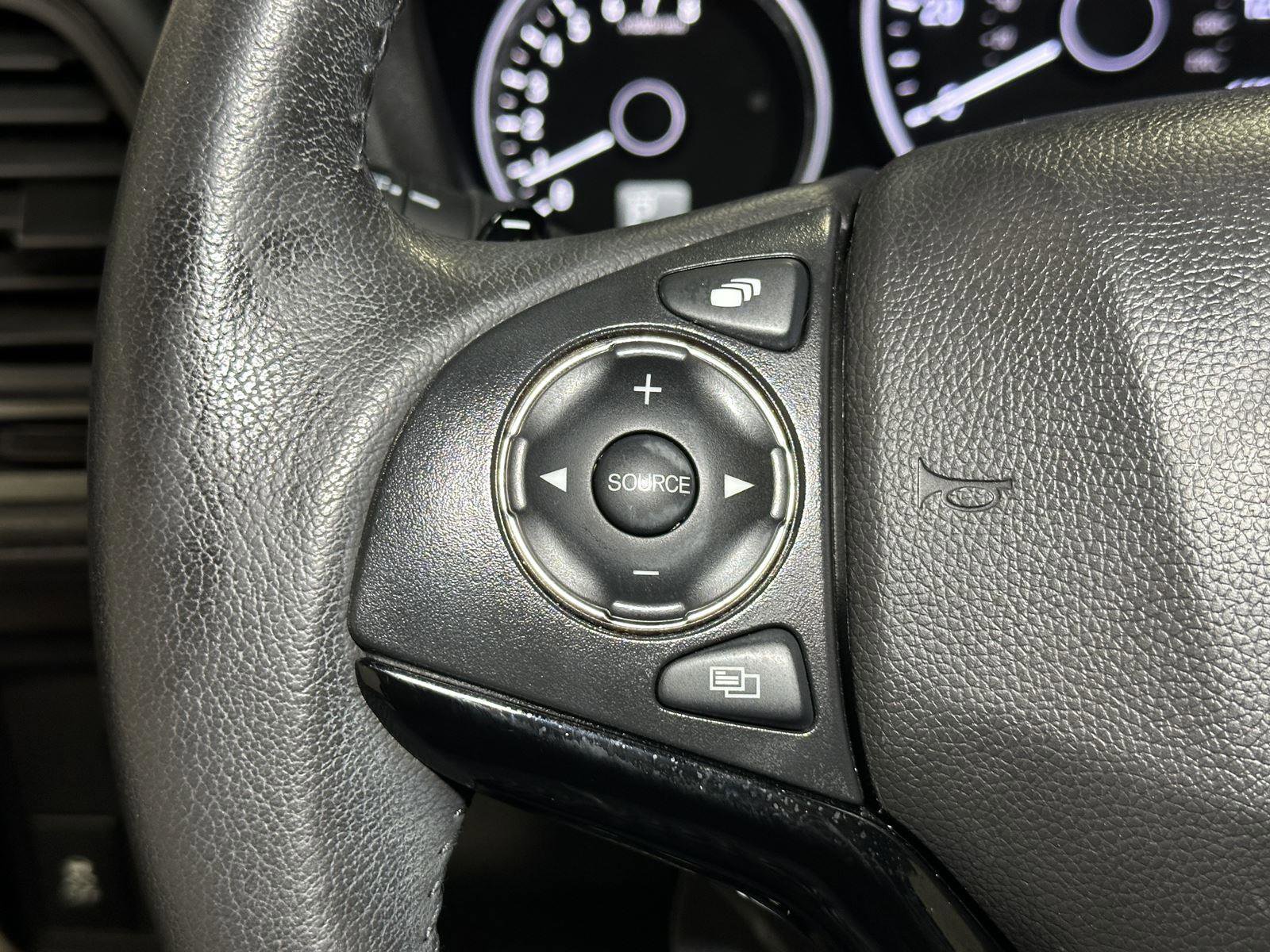 Certified 2022 Honda HR-V Sport image 24