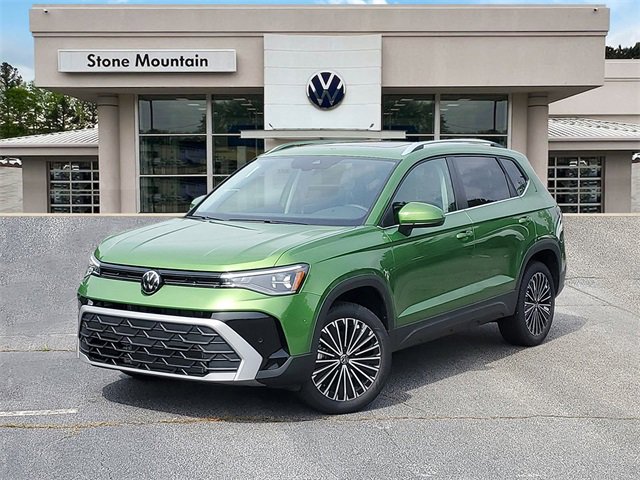 New 2025 Volkswagen Taos SE 360° Tour