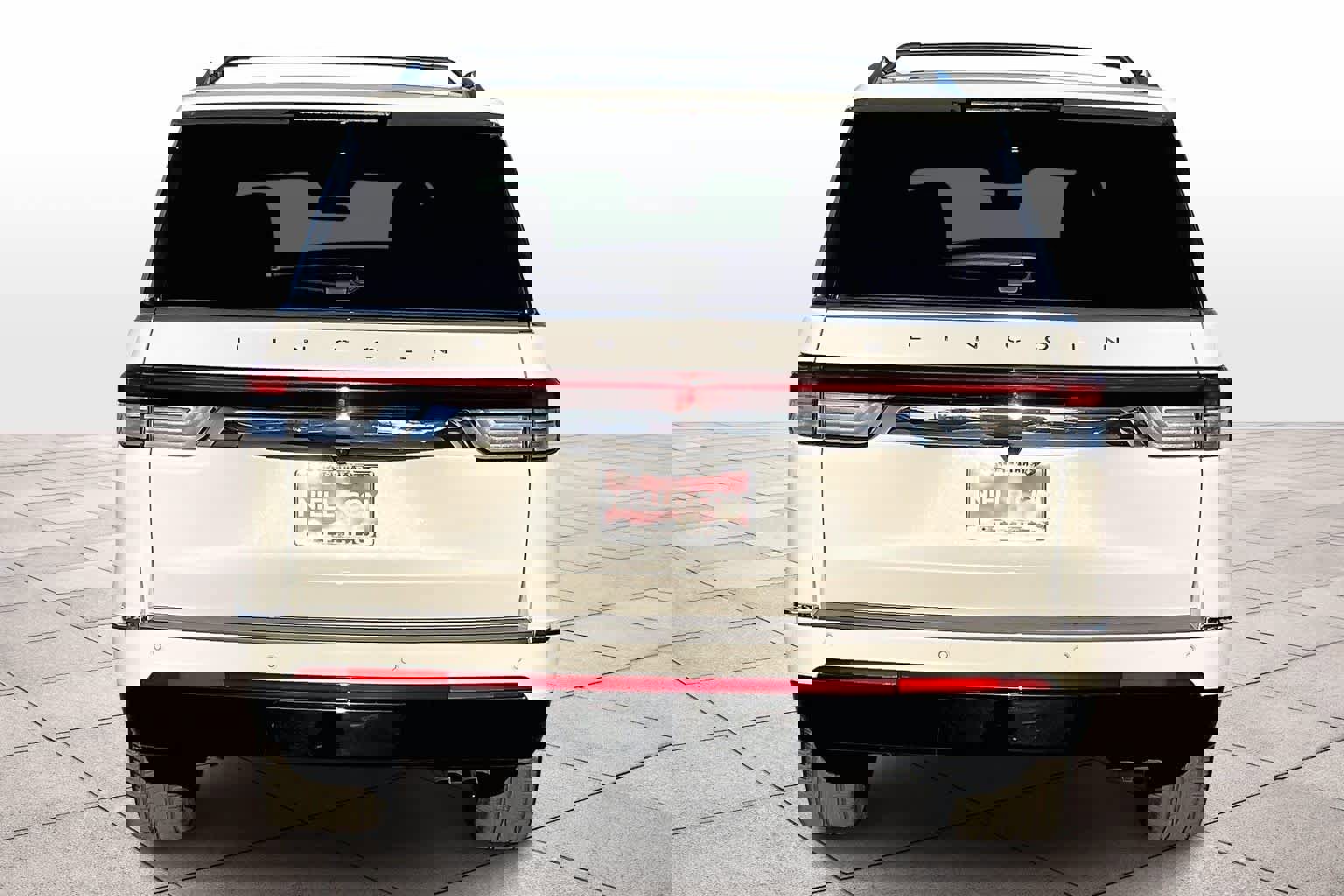 Used 2023 Lincoln Navigator Reserve image 7