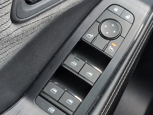 Used 2023 Nissan Rogue SV FWD image 24