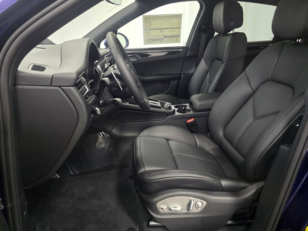 New 2026 Porsche Macan S image 14