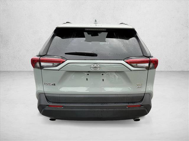 Used 2022 Toyota RAV4 XLE image 7