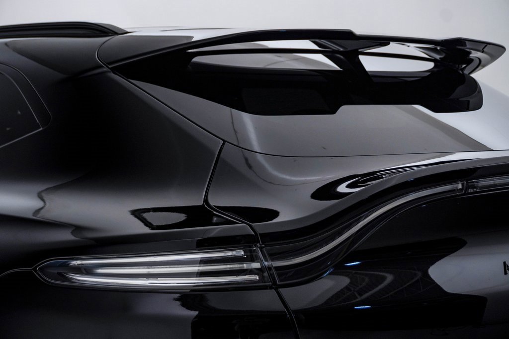Used 2025 Aston Martin DBX 707 image 13