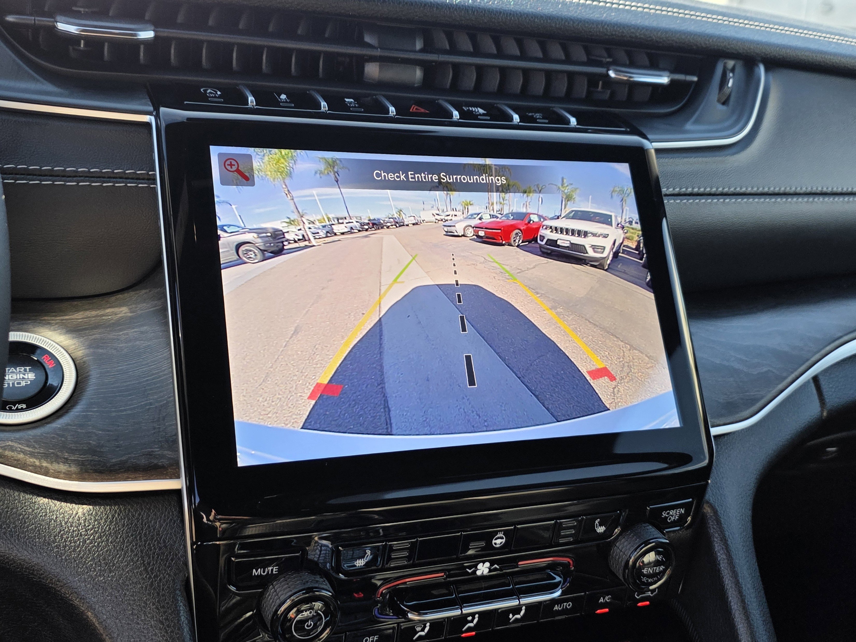 New 2025 Jeep Grand Cherokee Limited image 17