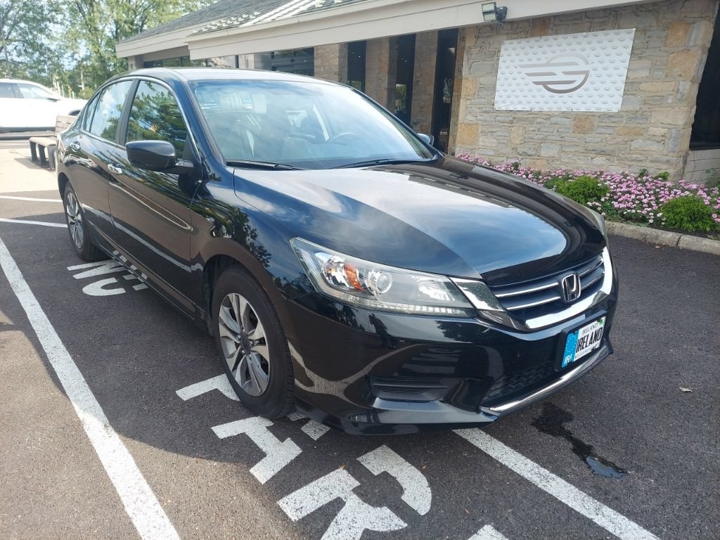 Used 2013 Honda Accord LX image 4