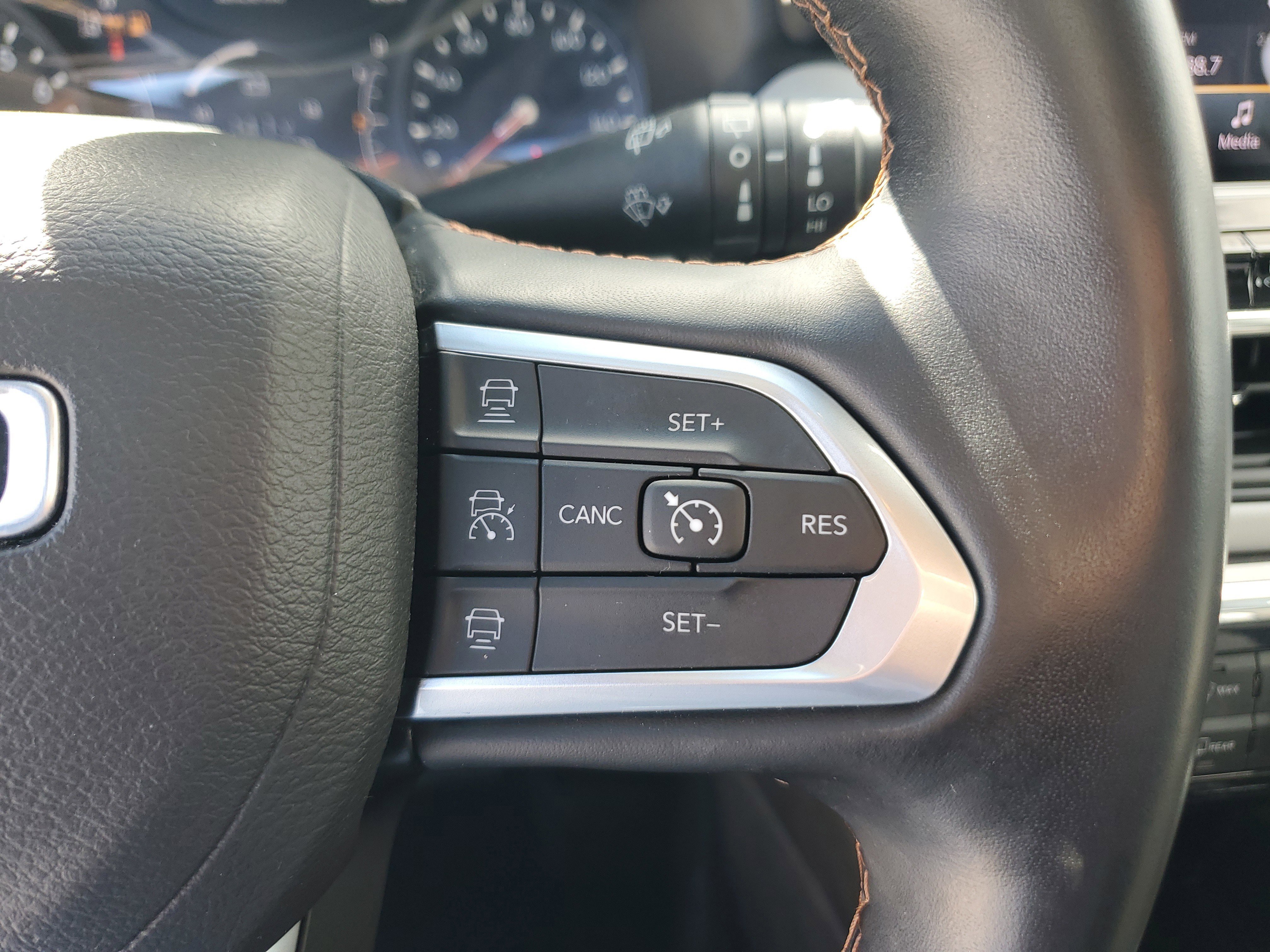 Used 2022 Jeep Compass Limited image 21