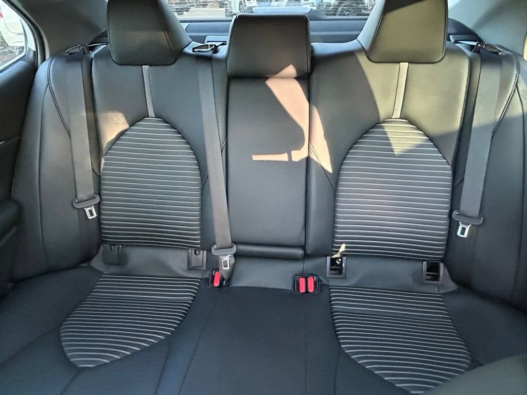 Used 2024 Toyota Camry SE w/ Convenience Package FWD image 13