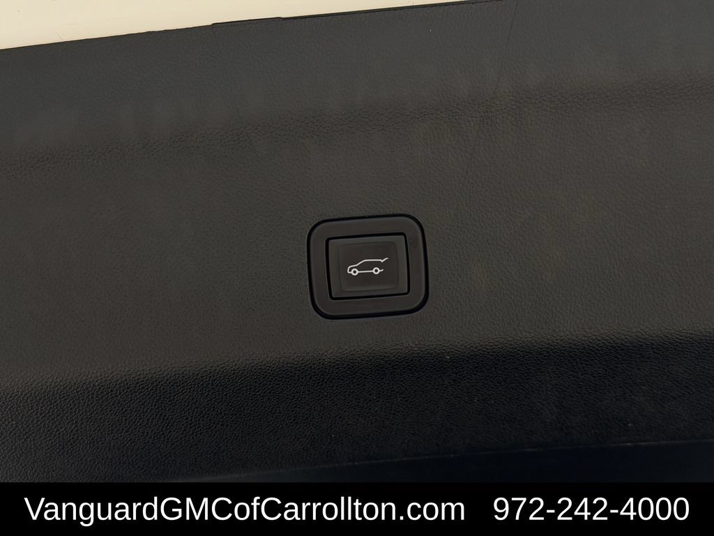Used 2024 Chevrolet Suburban LT AWD/4WD image 37