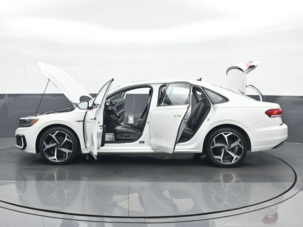 Used 2020 Volkswagen Passat 2.0T R-Line image 27