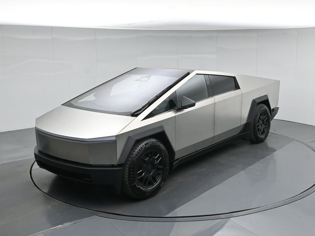 Used 2025 Tesla Cybertruck AWD Crew Cab image 34