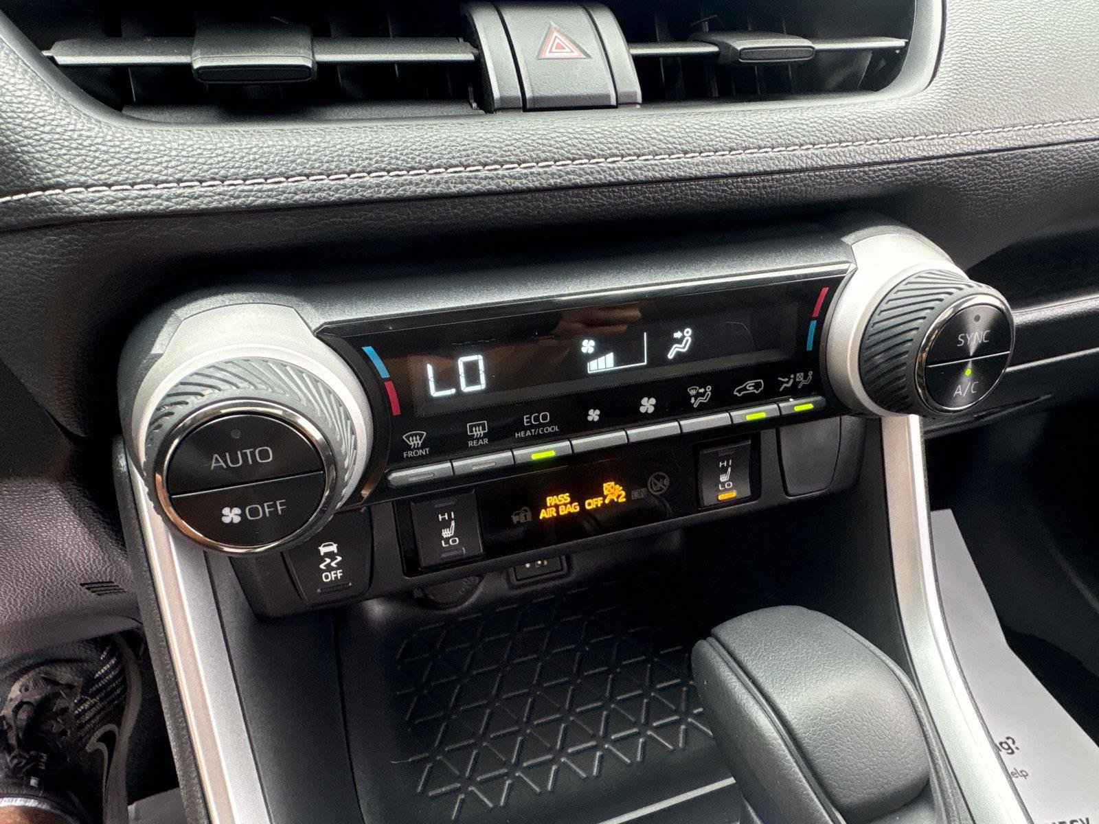 Certified 2025 Toyota RAV4 XLE w/ Convenience Package AWD/4WD image 27