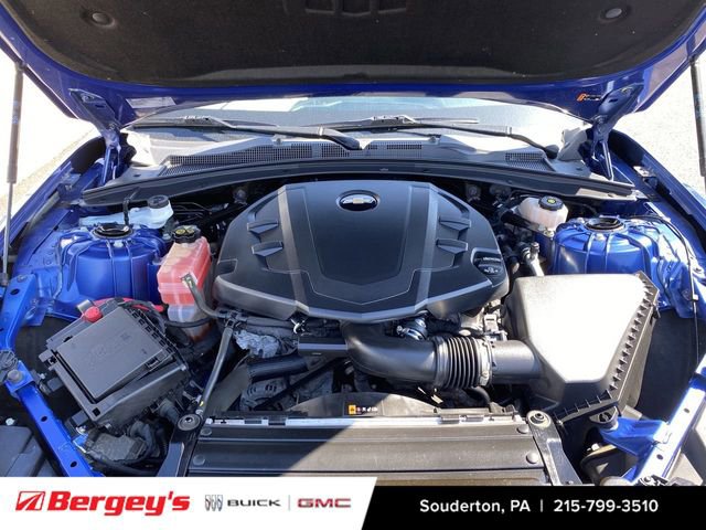 Used 2021 Chevrolet Camaro LT RWD image 32