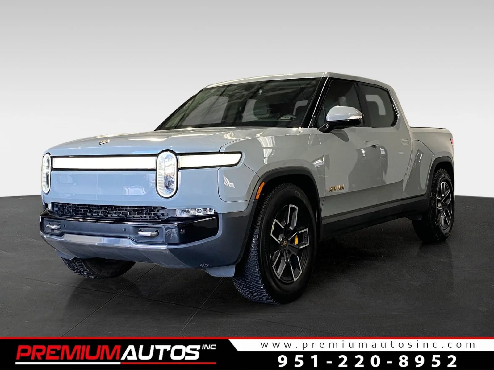 Used 2022 Rivian R1T Launch Edition image 1