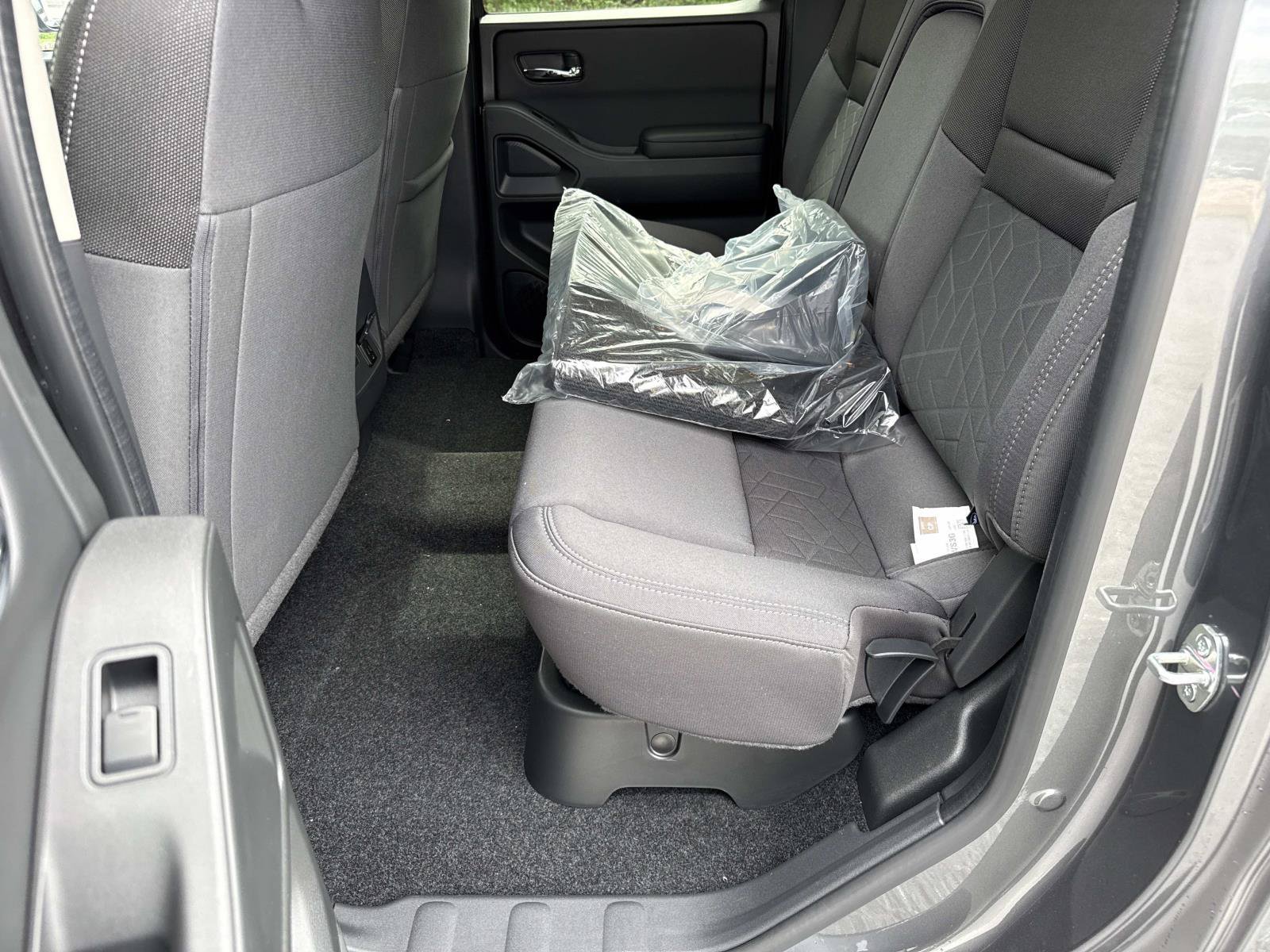 New 2027 Nissan Frontier SV w/ SV Convenience Package AWD/4WD image 28