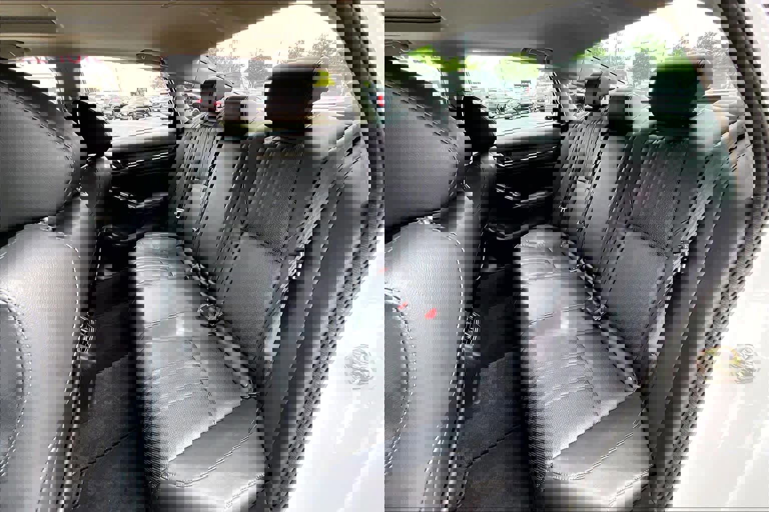 Used 2018 Honda Accord Touring image 20