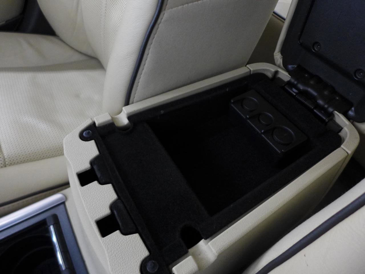 Used 2011 Lincoln MKZ FWD image 33