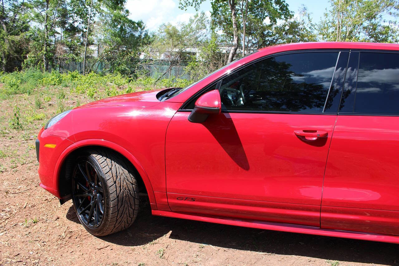 Used 2016 Porsche Cayenne GTS AWD/4WD image 11