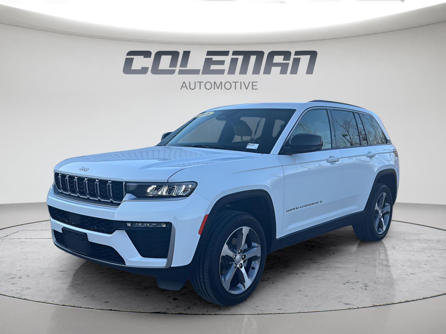 New 2026 Jeep Grand Cherokee Limited w/ Trailer Tow Package image 1