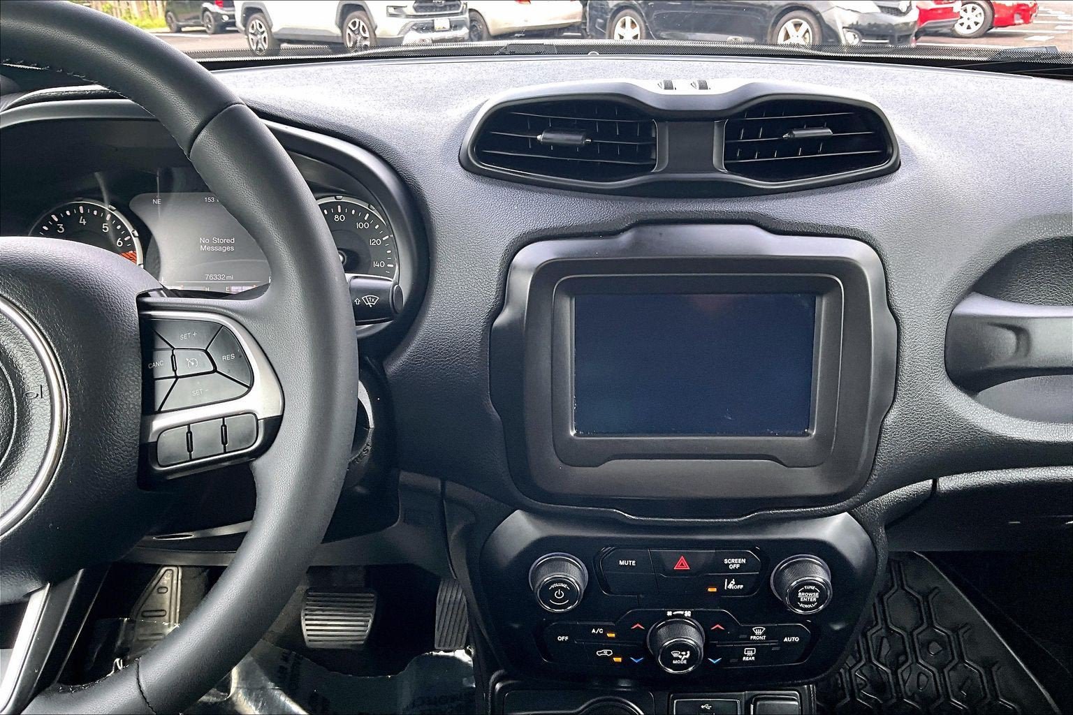 Used 2021 Jeep Renegade Latitude AWD/4WD image 6