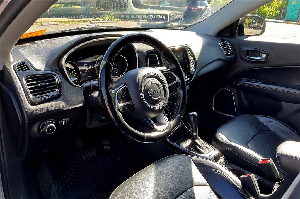 Used 2020 Jeep Compass Limited image 13