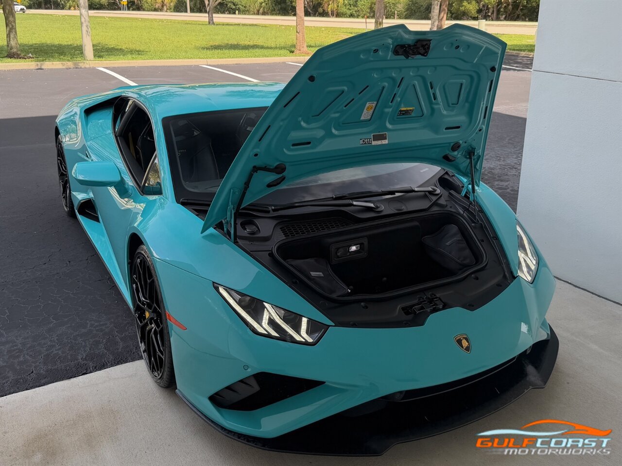 Used 2021 Lamborghini Huracan EVO RWD image 41